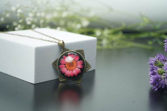 Pink  Daisy With Antique Star pendent