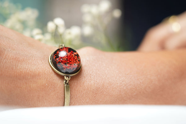 Annes lace Red flower Braclet