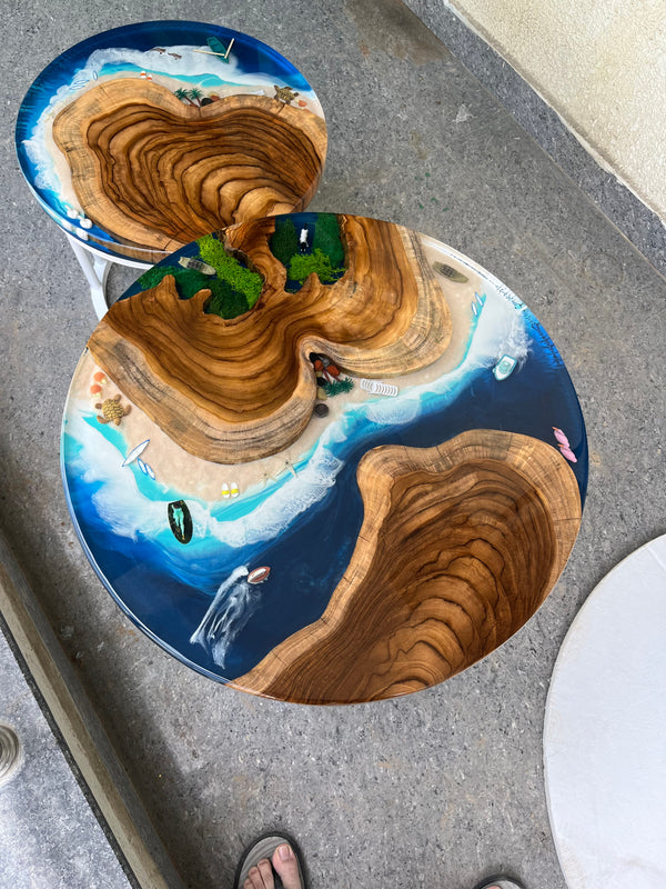 Ocean-Themed Epoxy Resin Table Set – Nature Meets Coastal Art